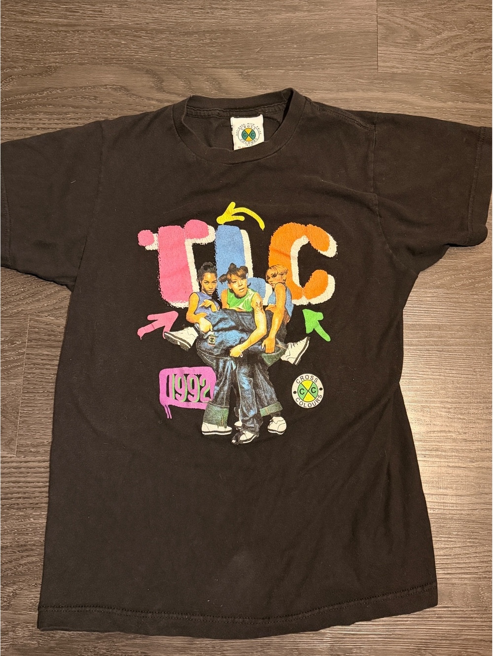 Exclusive Cross Colours TLC 1992 Back Badge Tee XS